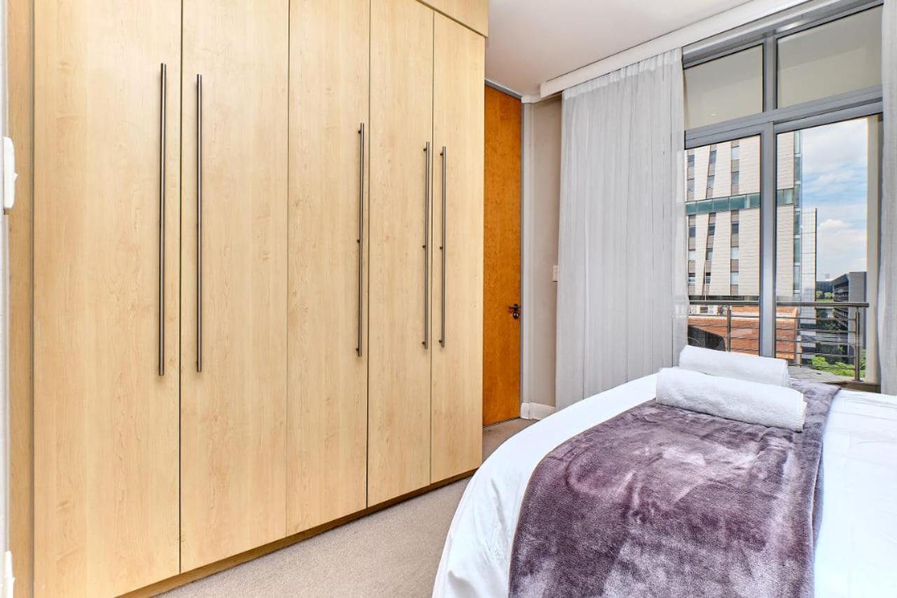 Sandton Serviced Apartments@Hydro 约翰内斯堡 客房 照片